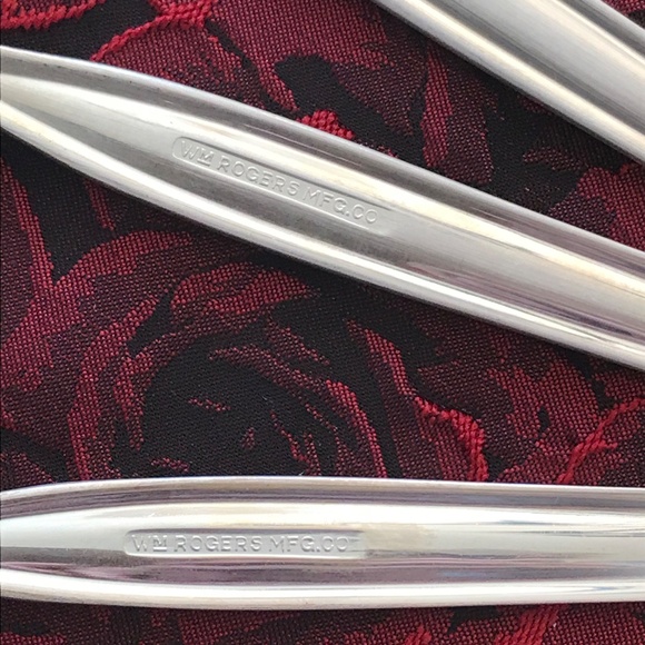 International Silver Grapefruit Spoons Set of 4 Lines Fruit  1960 Set of Vintage Silver Plated Citrus / Grapefruit Spoons